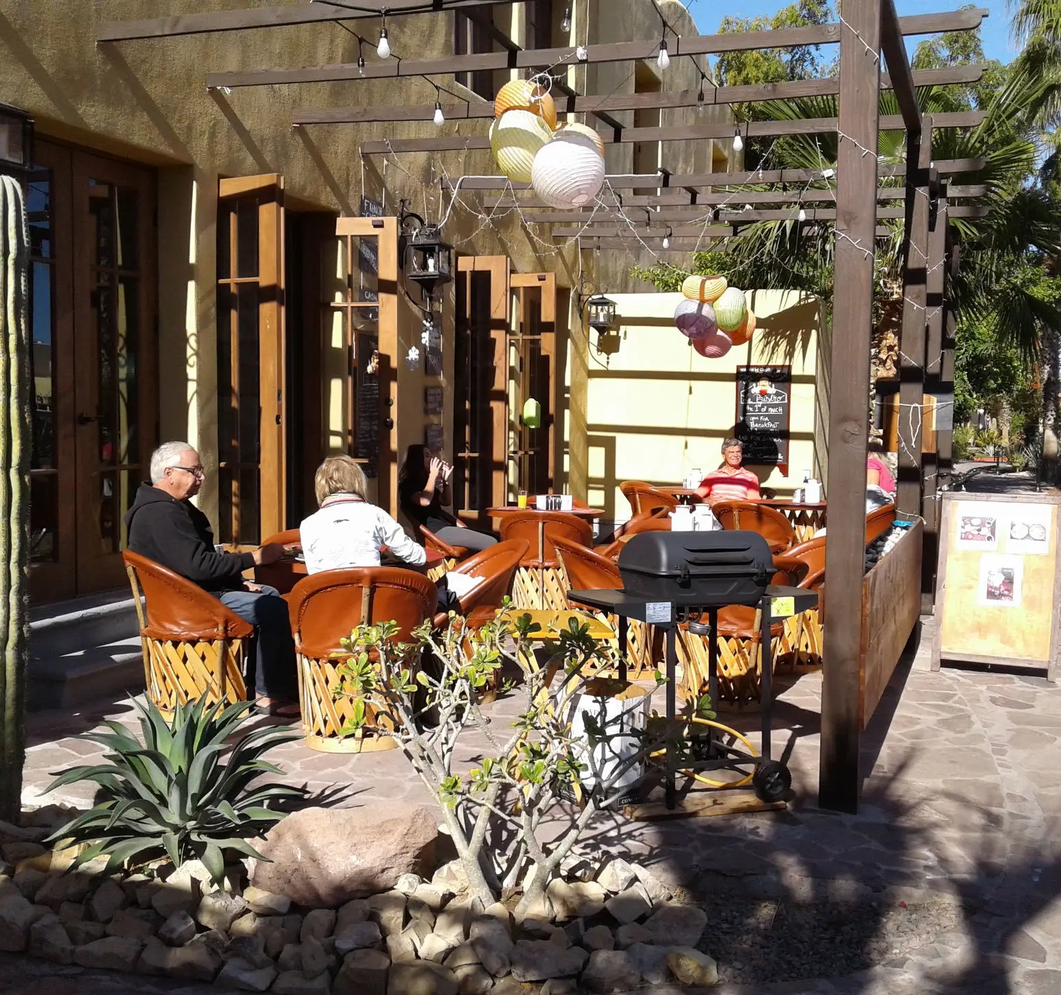 Le Bistro, places to eat in nopolo / loreto bay, food, restaurants